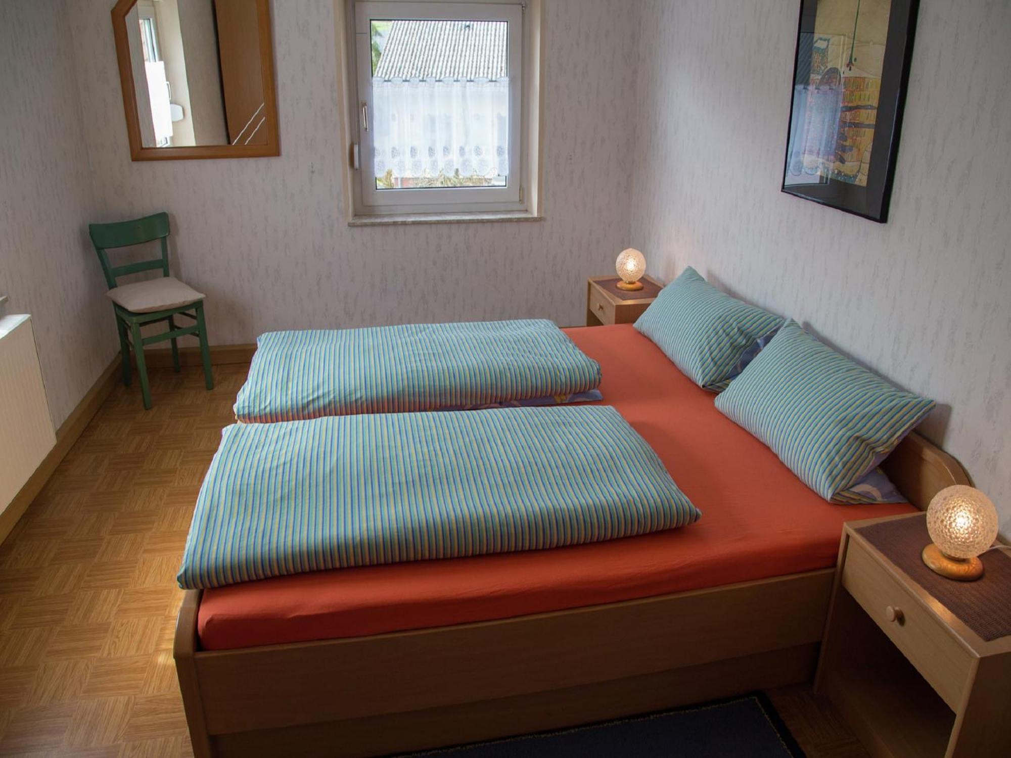 Spacious Holiday Home In Ulmen Near The Centre Exterior foto